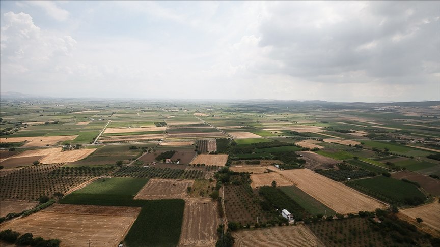 Toplulaştırılan arazi büyüklüğünün 2023’te 8,5 milyon hektara ulaşması hedefleniyor