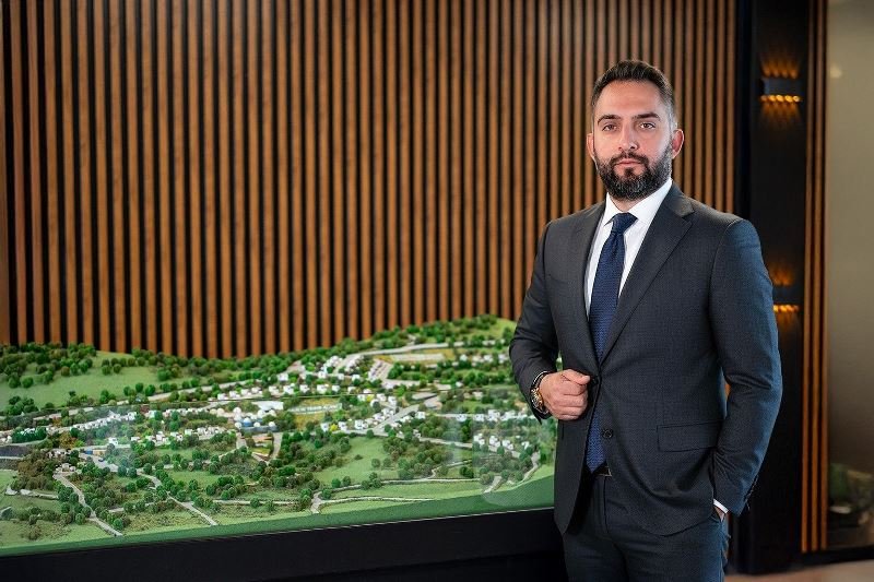 “Dalgalı piyasa koşullarında imarlı arsa getirisi, finansal araçları geride bırakıyor”