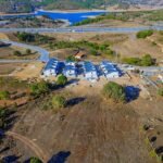 GEBZE DENİZLİDE GÖL MANZARALI TEPE KONUMDA VİLLA İMARLI ARSA - Fotoğraf 5