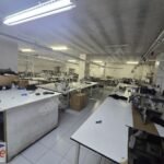 #SULTANGAZİ 50 YIL KİRALIK 550 M2 YÜK ASANSÖRLÜ TEKSTİL ATÖLYESİ - Fotoğraf 2