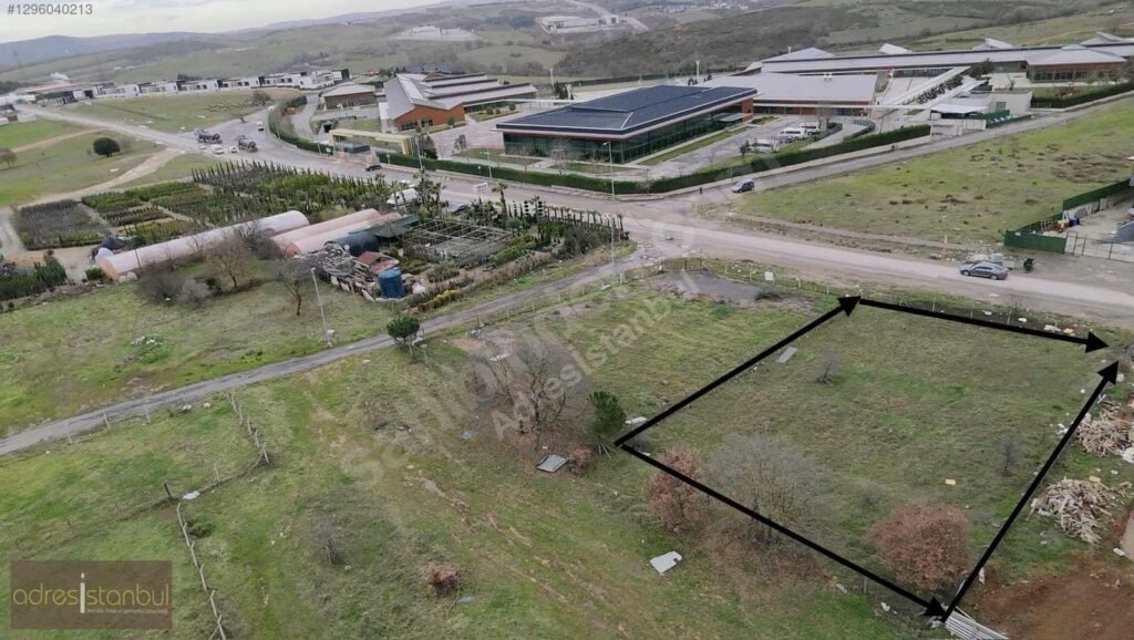 Adresİstanbul’dan Medeniyet Bulvarına Cephe 1.000M2 Kiralık Arsa