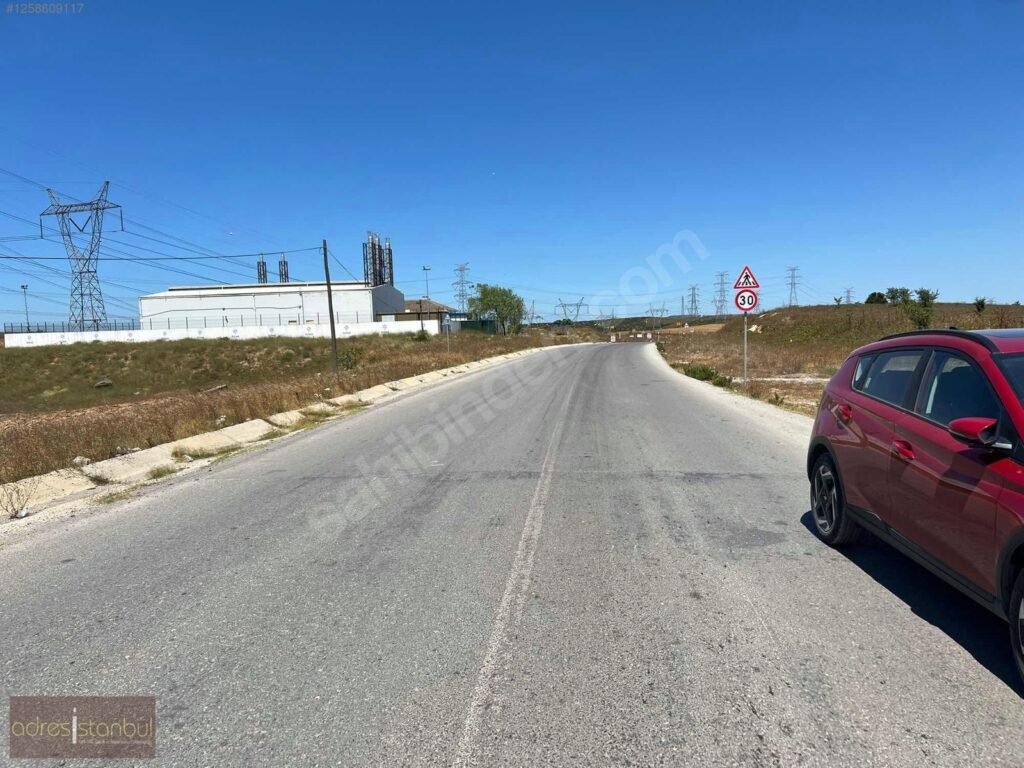 Adresİstanbul’dan Sanayi Bölgesinde 500m2 Çaplı Yeri Belli